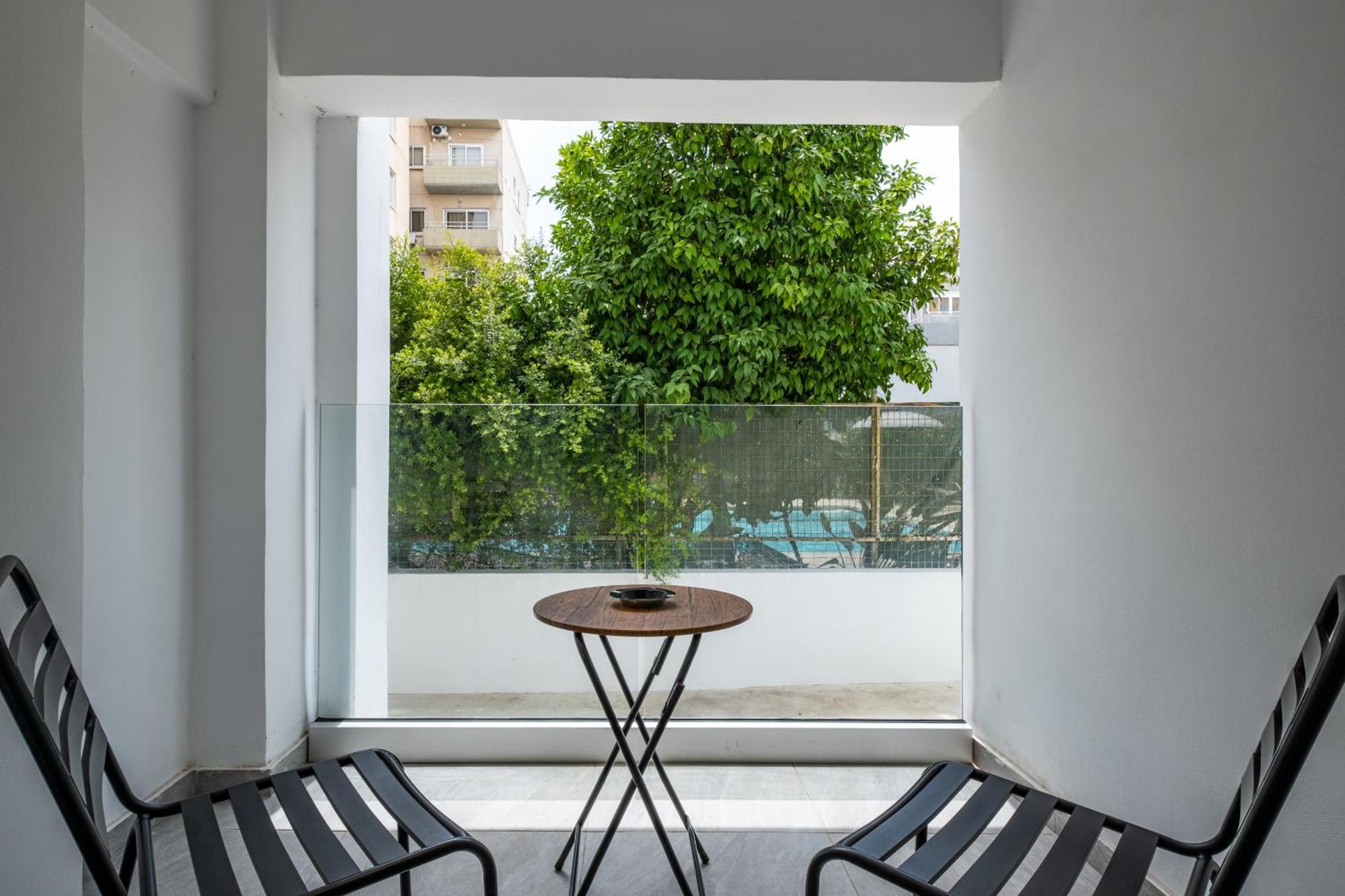 Georgiana Suites ลาร์นาคา ภายนอก รูปภาพ