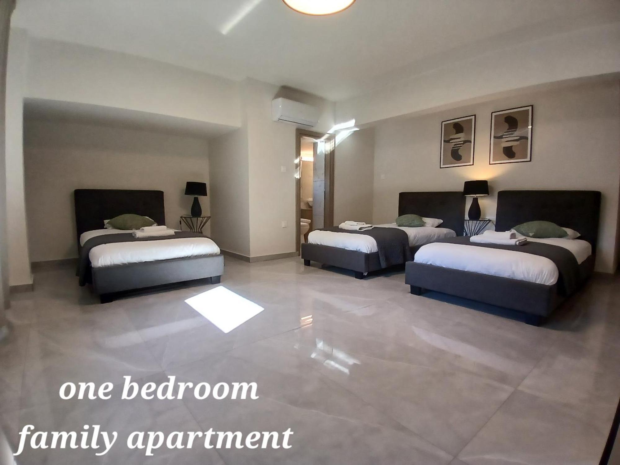 Georgiana Suites ลาร์นาคา ภายนอก รูปภาพ