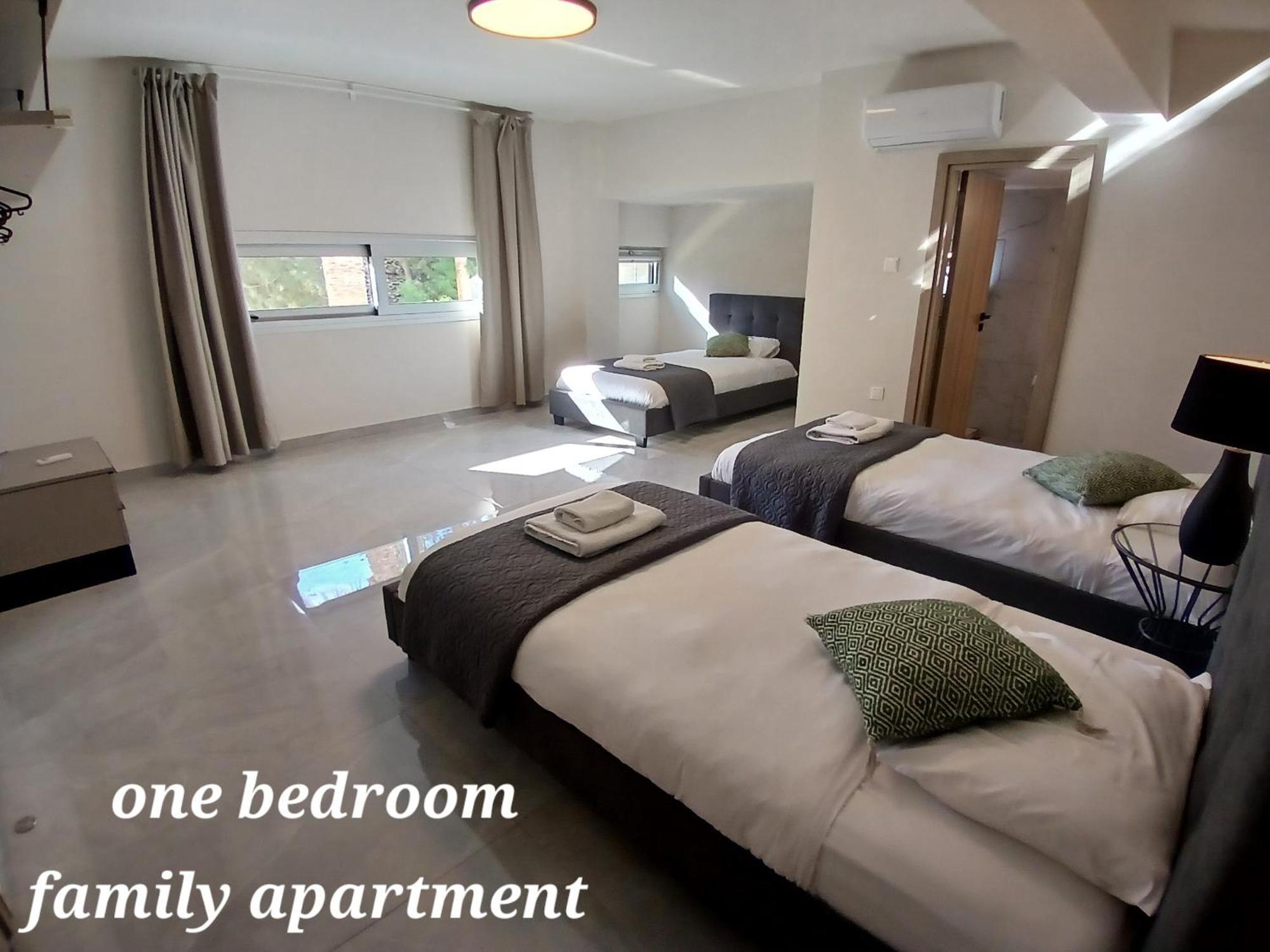 Georgiana Suites ลาร์นาคา ภายนอก รูปภาพ